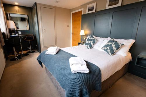 יוגאל Summerfield Lodge B&B מראה חיצוני תמונה